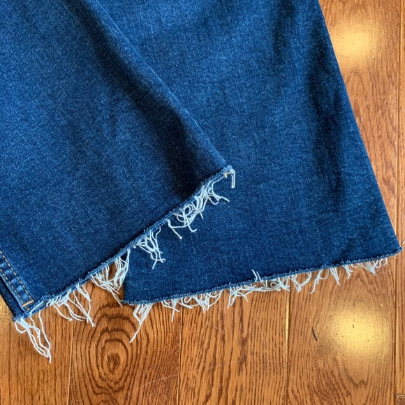 Zara, medium wash Jeans - Picture 3 of 4